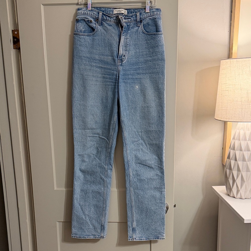 Abercrombie & Fitch Curve Love, 8L, the 90’s Straight Ultra High Rise
